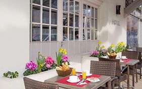 Hotel Le Revest